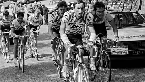 Eric Caritoux (front and center) won the only Grand Tour of his career at the 1984 Vuelta a Espana.